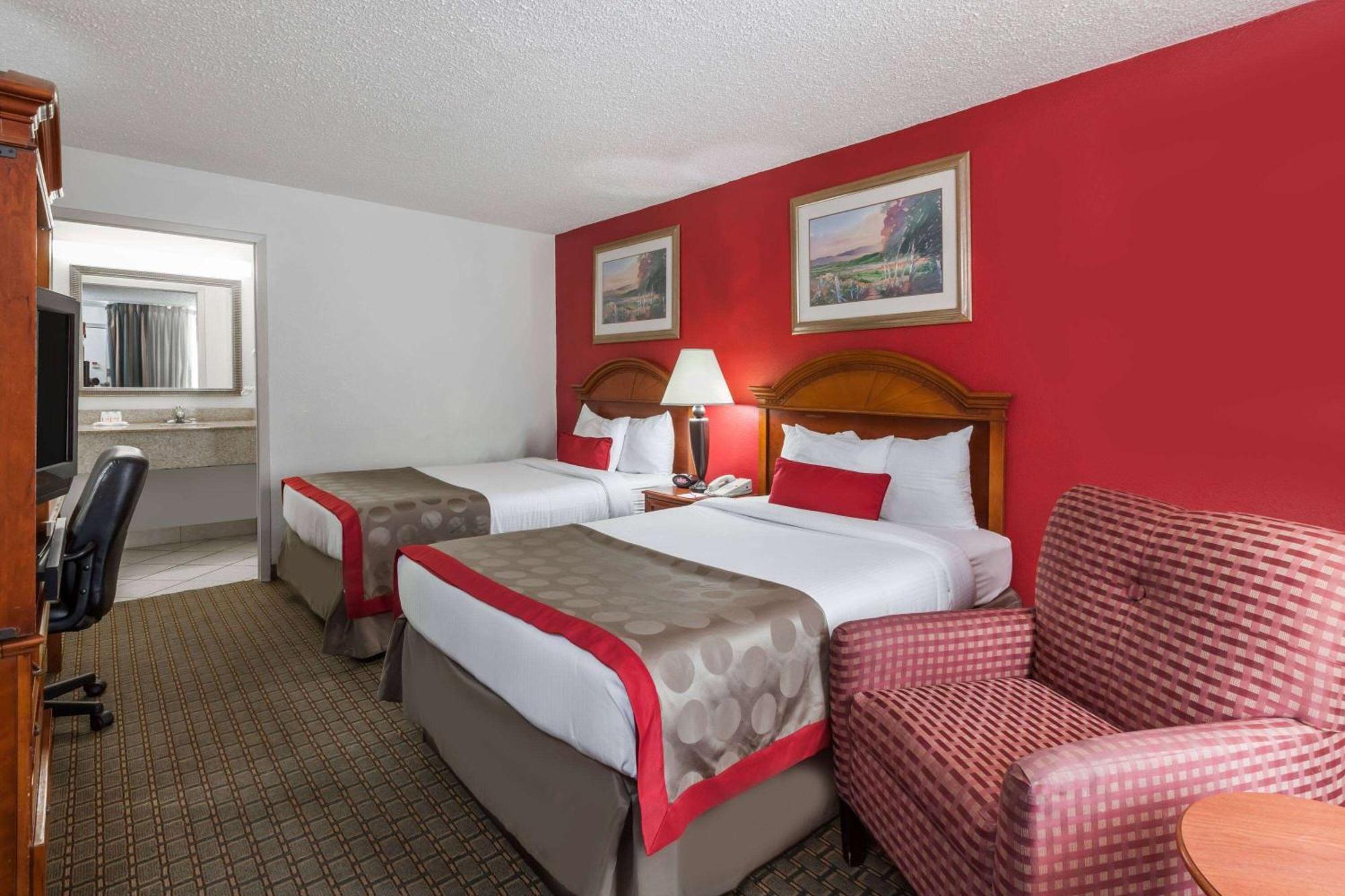 Ramada By Wyndham New Iberia Hotel Ngoại thất bức ảnh